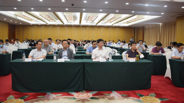 泉工股份|泉州“首家“企業(yè)參加“國家制造業(yè)轉(zhuǎn)型升級(jí)基金”在閩舉辦的對(duì)接會(huì)